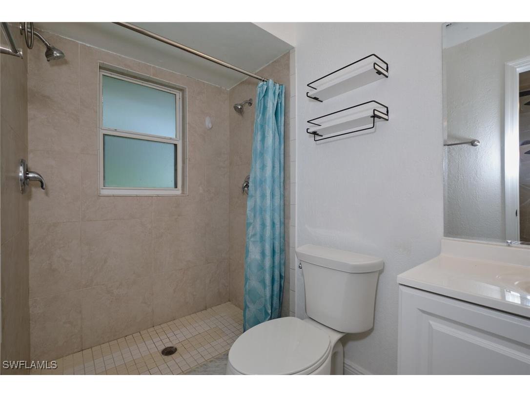 2321 Thurlow Street Alva FL 33920 224073972 image19