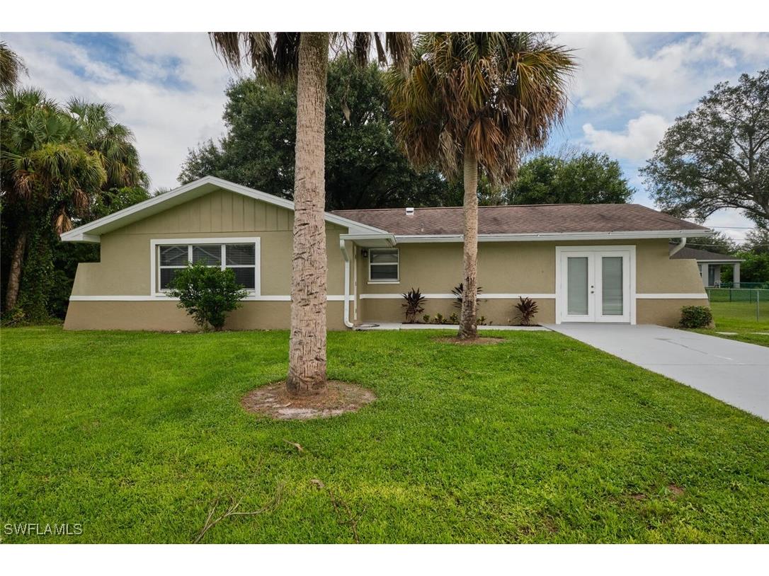 2321 Thurlow Street Alva FL 33920 224073972 image2