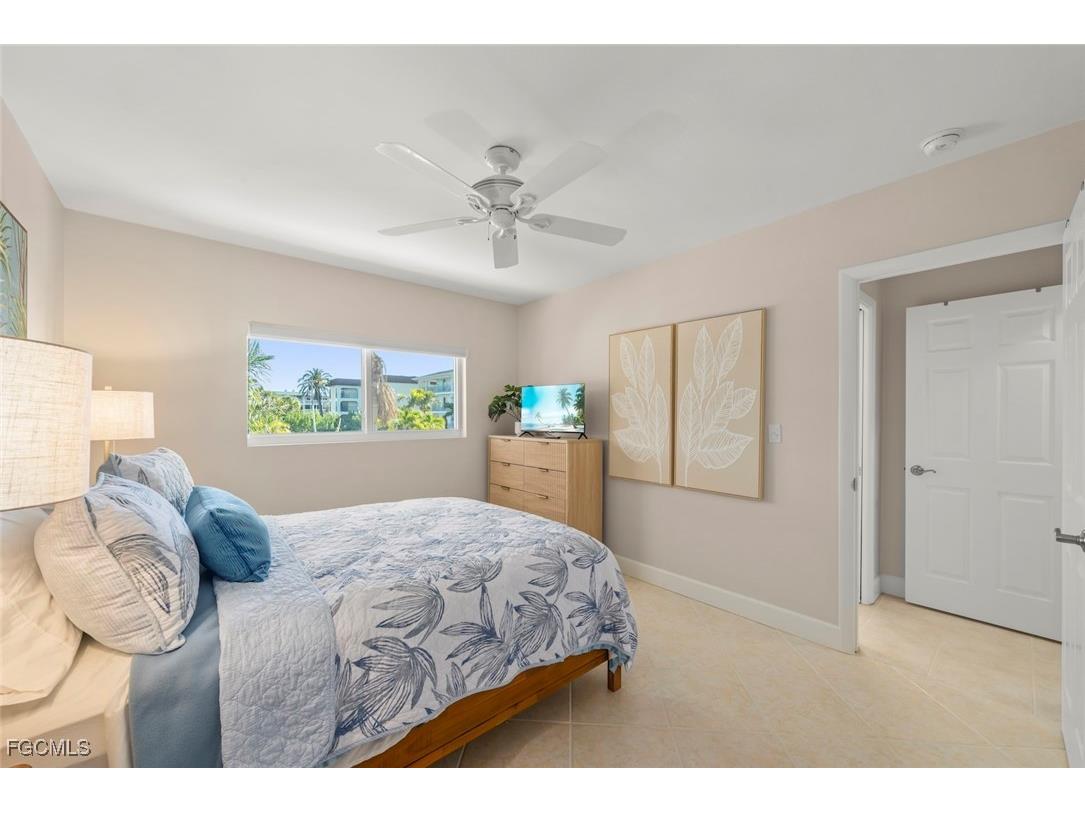 2321 W Gulf Drive #3D Sanibel FL 33957 2026004132 image24