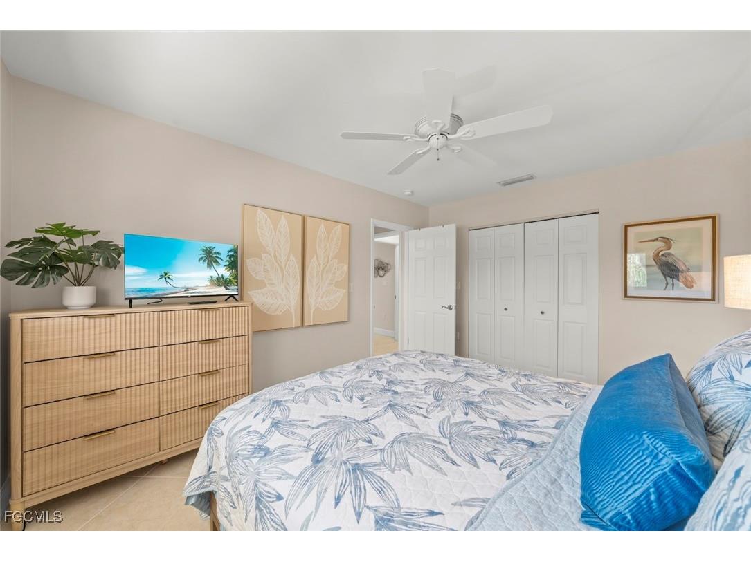 2321 W Gulf Drive #3D Sanibel FL 33957 2026004132 image25