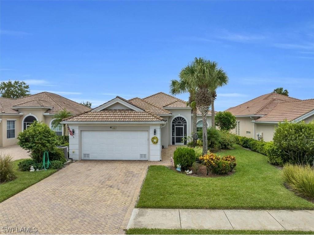2322 Heydon Circle W Naples FL 34120 223050025 image1