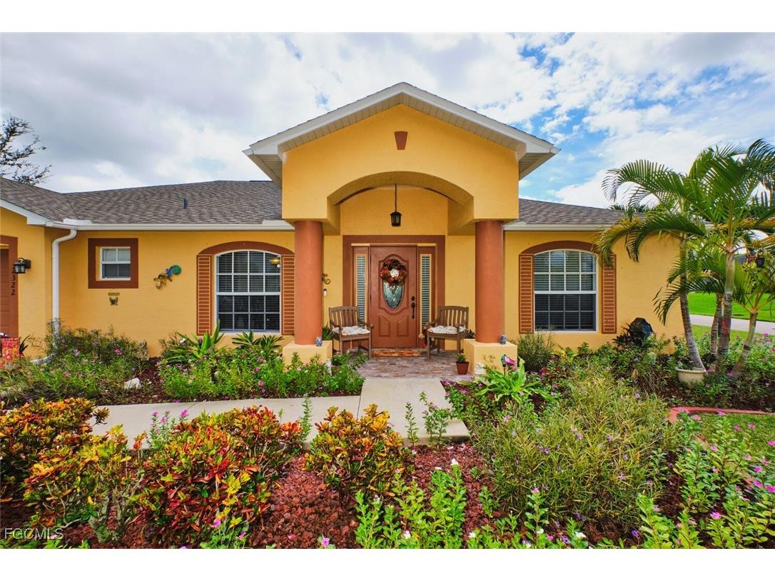 2322 SW 17th Street Cape Coral FL 33991 2025009563 image1