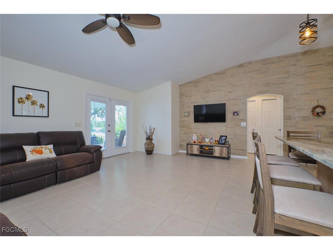 2322 SW 17th Street Cape Coral FL 33991 2025009563 image12