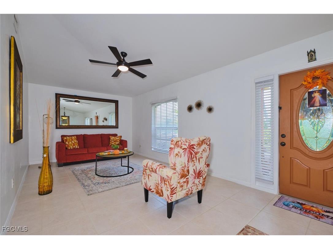 2322 SW 17th Street Cape Coral FL 33991 2025009563 image4