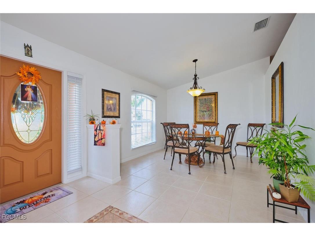 2322 SW 17th Street Cape Coral FL 33991 2025009563 image5