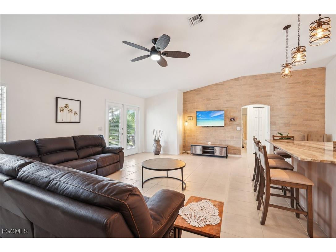 2322 SW 17th Street Cape Coral FL 33991 2026004747 image10