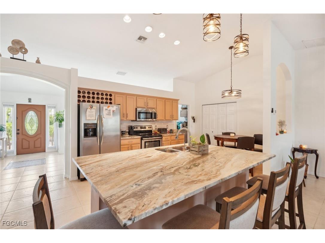 2322 SW 17th Street Cape Coral FL 33991 2026004747 image17