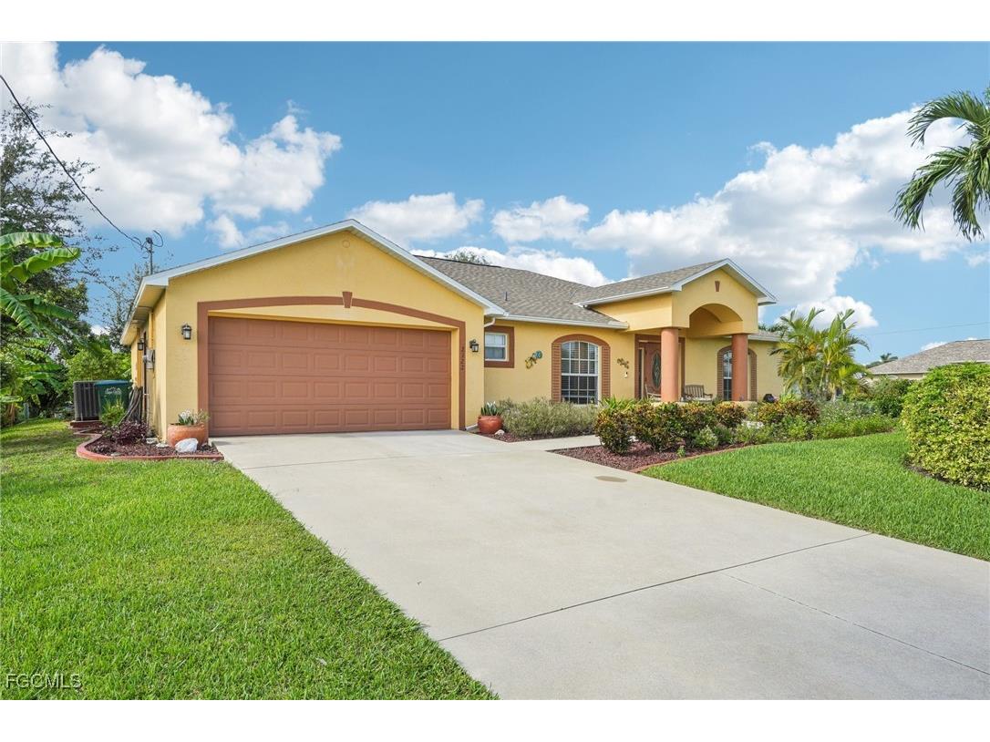 2322 SW 17th Street Cape Coral FL 33991 2026004747 image4