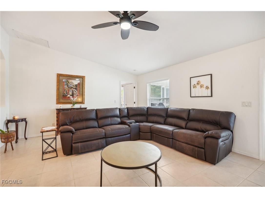 2322 SW 17th Street Cape Coral FL 33991 2026004747 image9