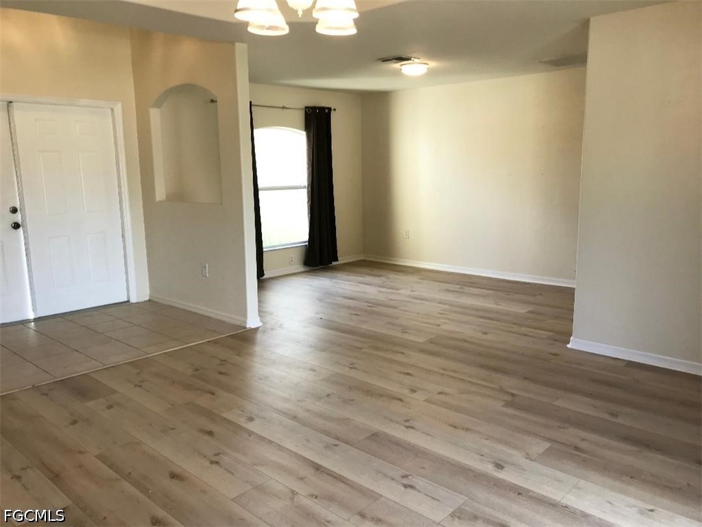 2323 NE 26th Street Cape Coral FL 33909 2026019247 image3