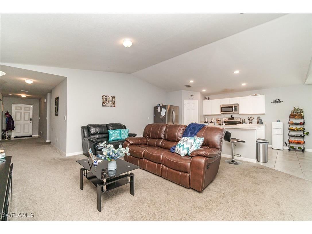 2323 NE 35th Lane Cape Coral FL 33909 224092658 image9