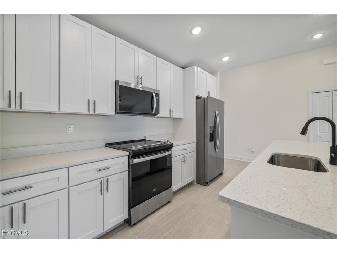 2323 SW 5th Place Cape Coral FL 33991 2025013466 image12