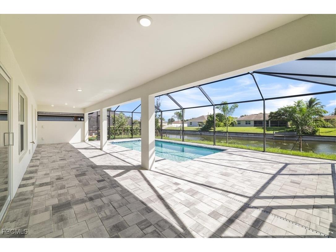 2323 SW 5th Place Cape Coral FL 33991 2025013466 image2