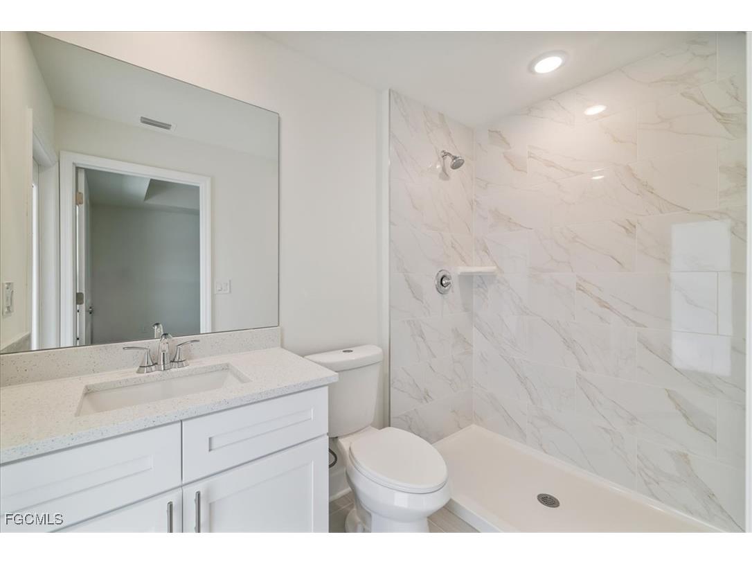 2323 SW 5th Place Cape Coral FL 33991 2025013466 image22