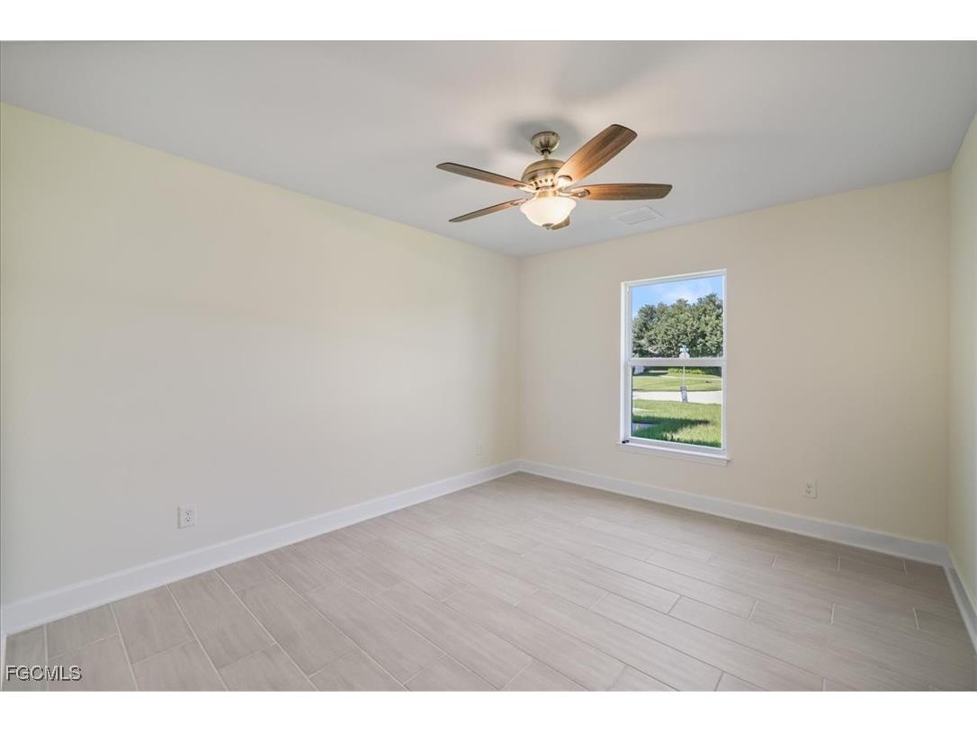 2323 SW 5th Place Cape Coral FL 33991 2025013466 image23
