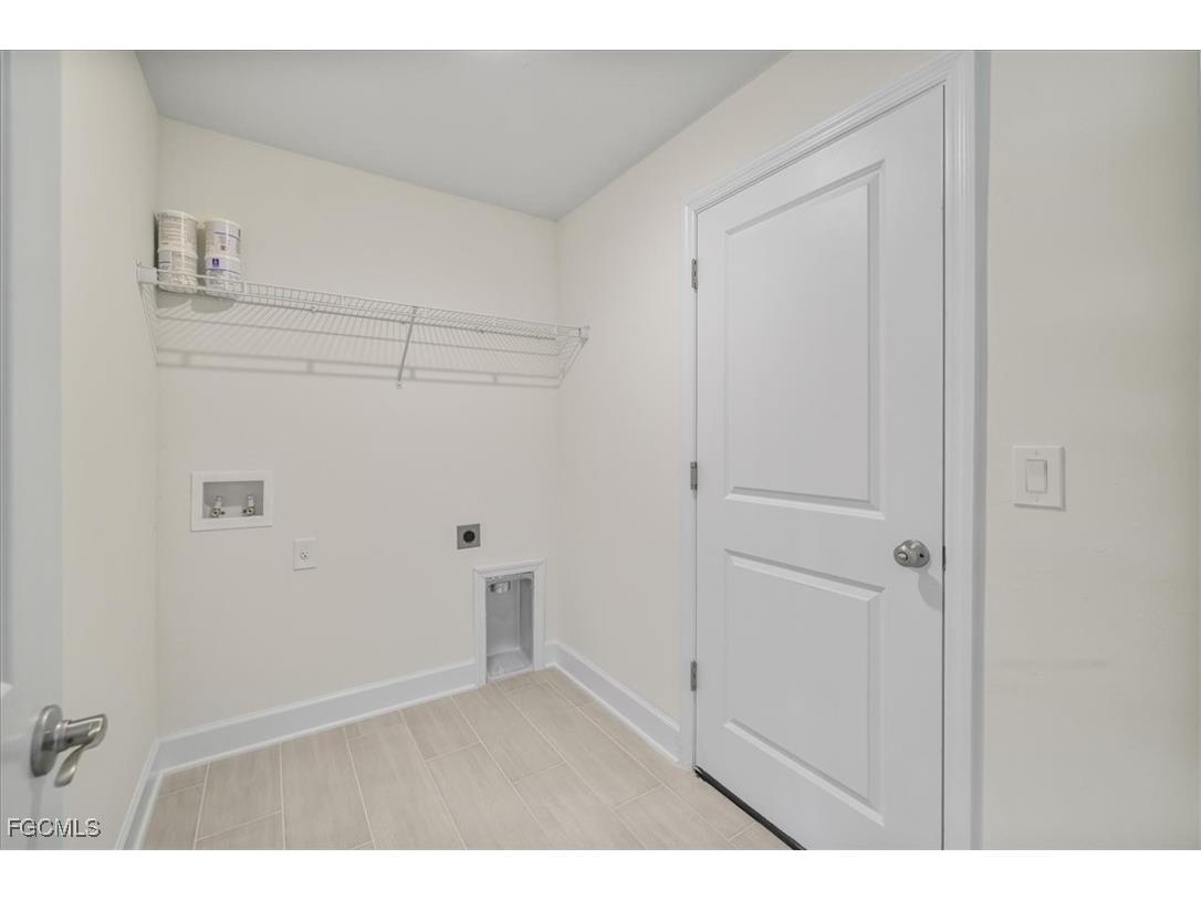 2323 SW 5th Place Cape Coral FL 33991 2025013466 image28