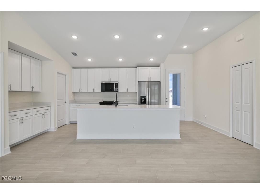 2323 SW 5th Place Cape Coral FL 33991 2025013466 image9