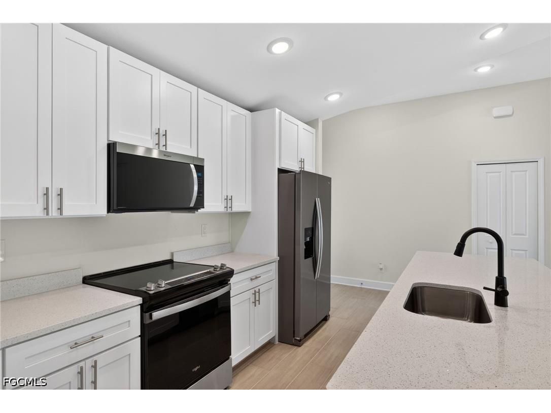 2323 SW 5th Place Cape Coral FL 33991 2026019936 image28
