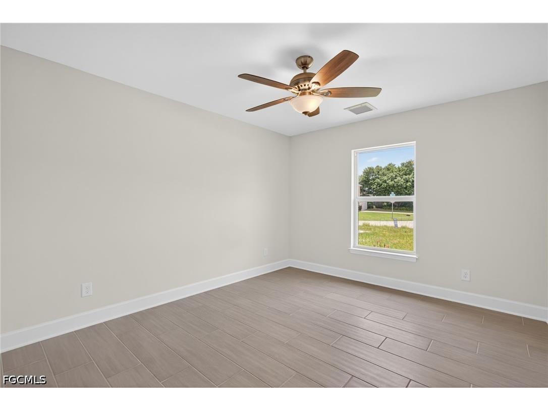 2323 SW 5th Place Cape Coral FL 33991 2026019936 image6