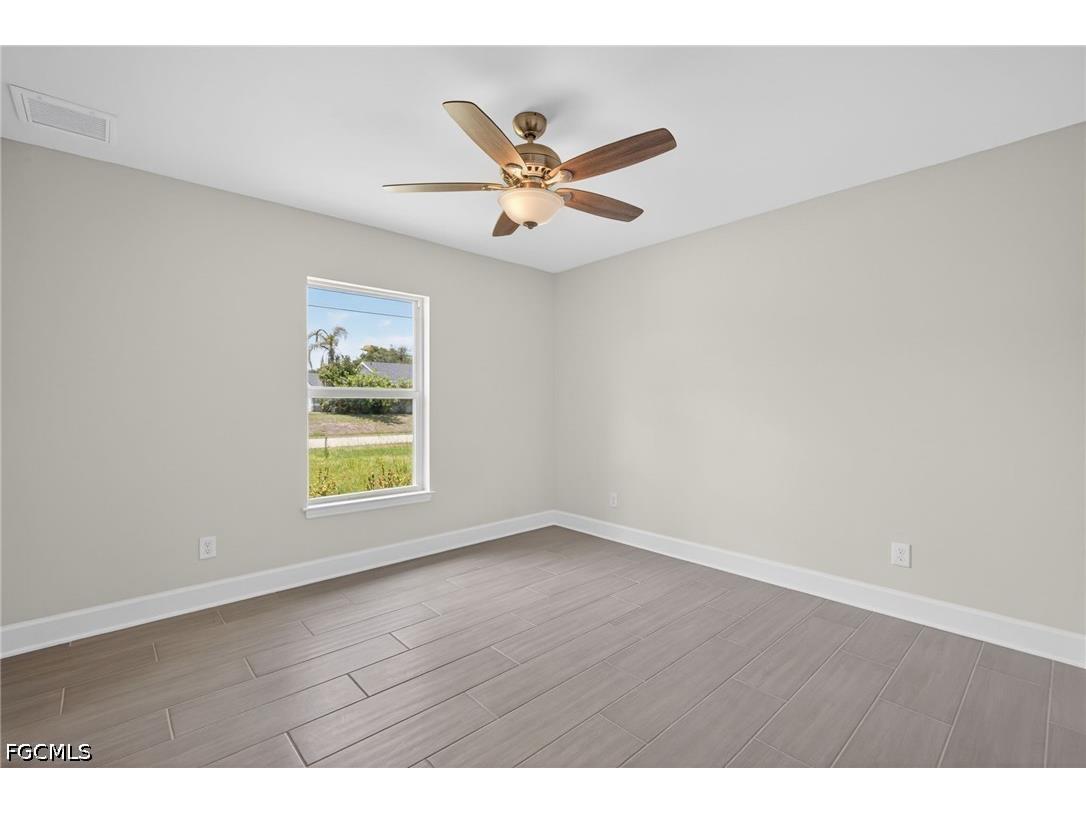 2323 SW 5th Place Cape Coral FL 33991 2026019936 image9