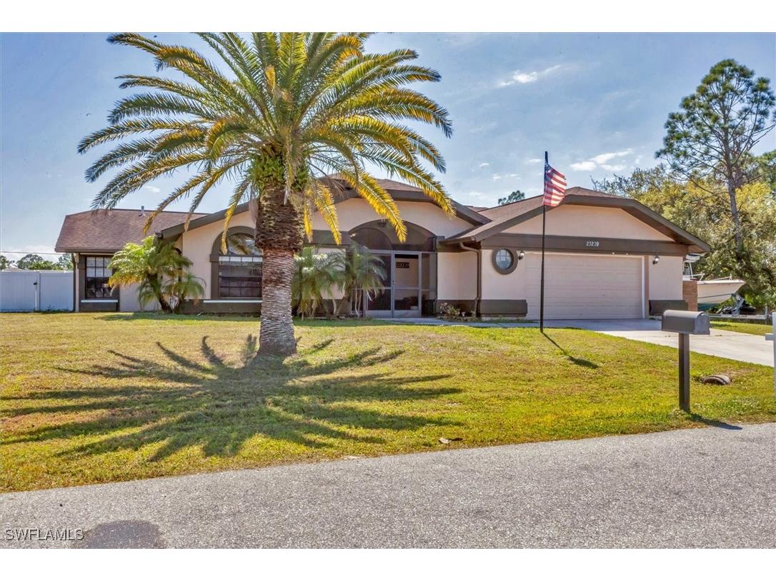 23239 Stelling Avenue Punta Gorda FL 33980 225012712 image1
