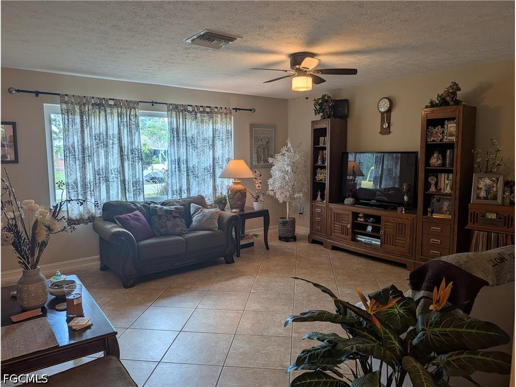 2324 Caladium Road Fort Myers FL 33905 2026027458 image2