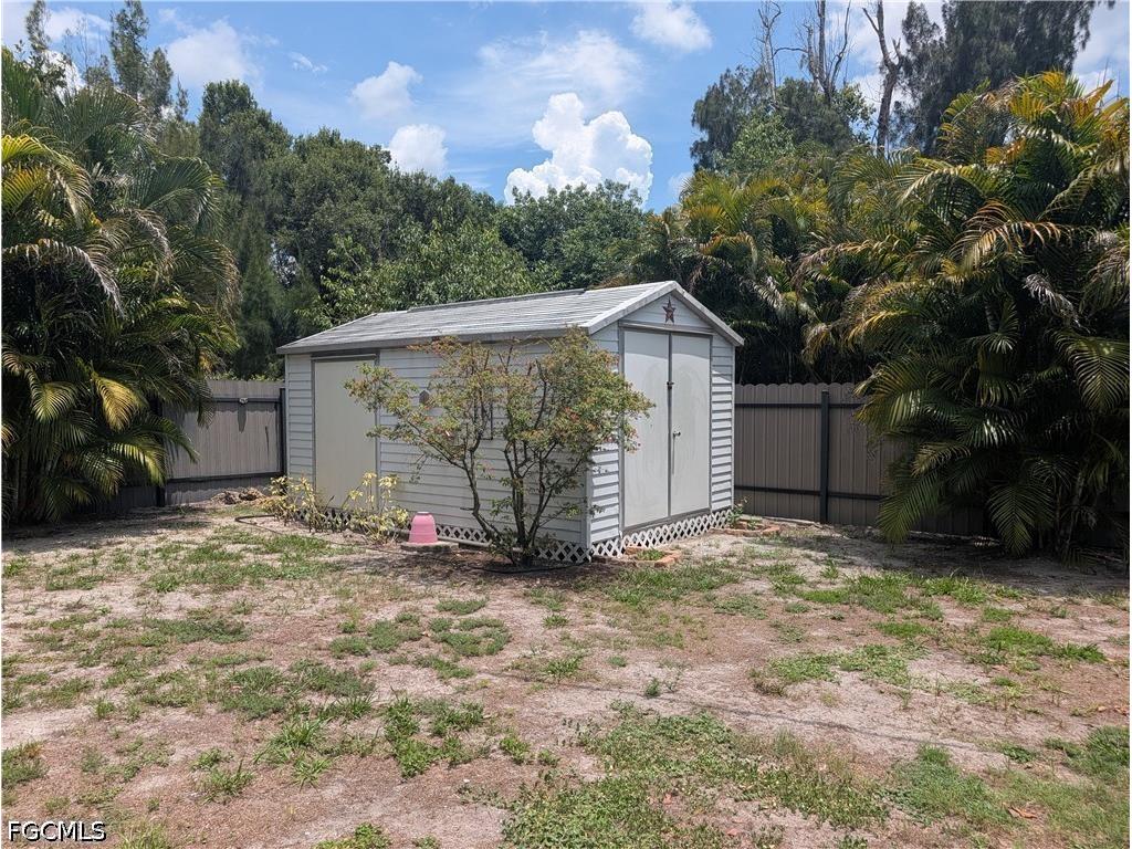 2324 Caladium Road Fort Myers FL 33905 2026027458 image24