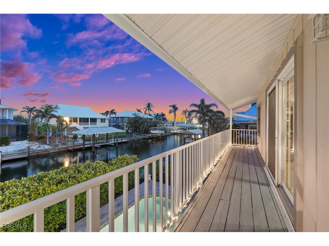 2324 Cherimoya Lane Saint James City FL 33956 2025008564 image17