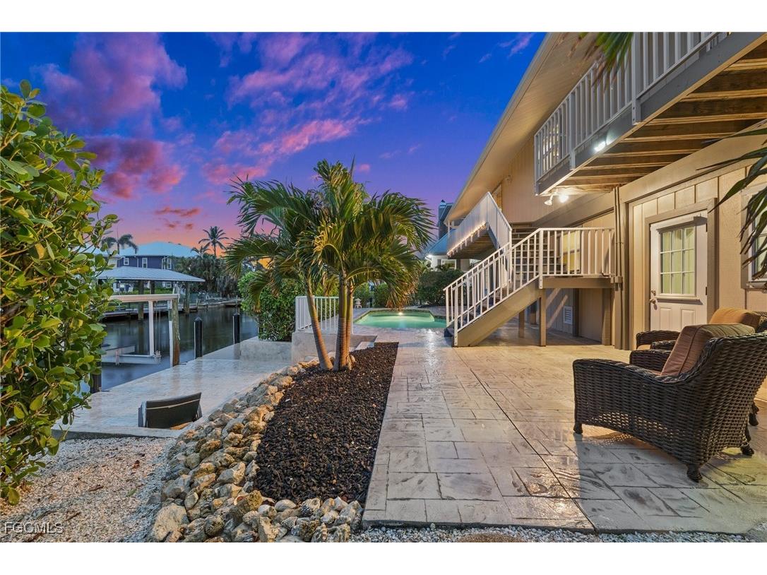 2324 Cherimoya Lane Saint James City FL 33956 2025008564 image27