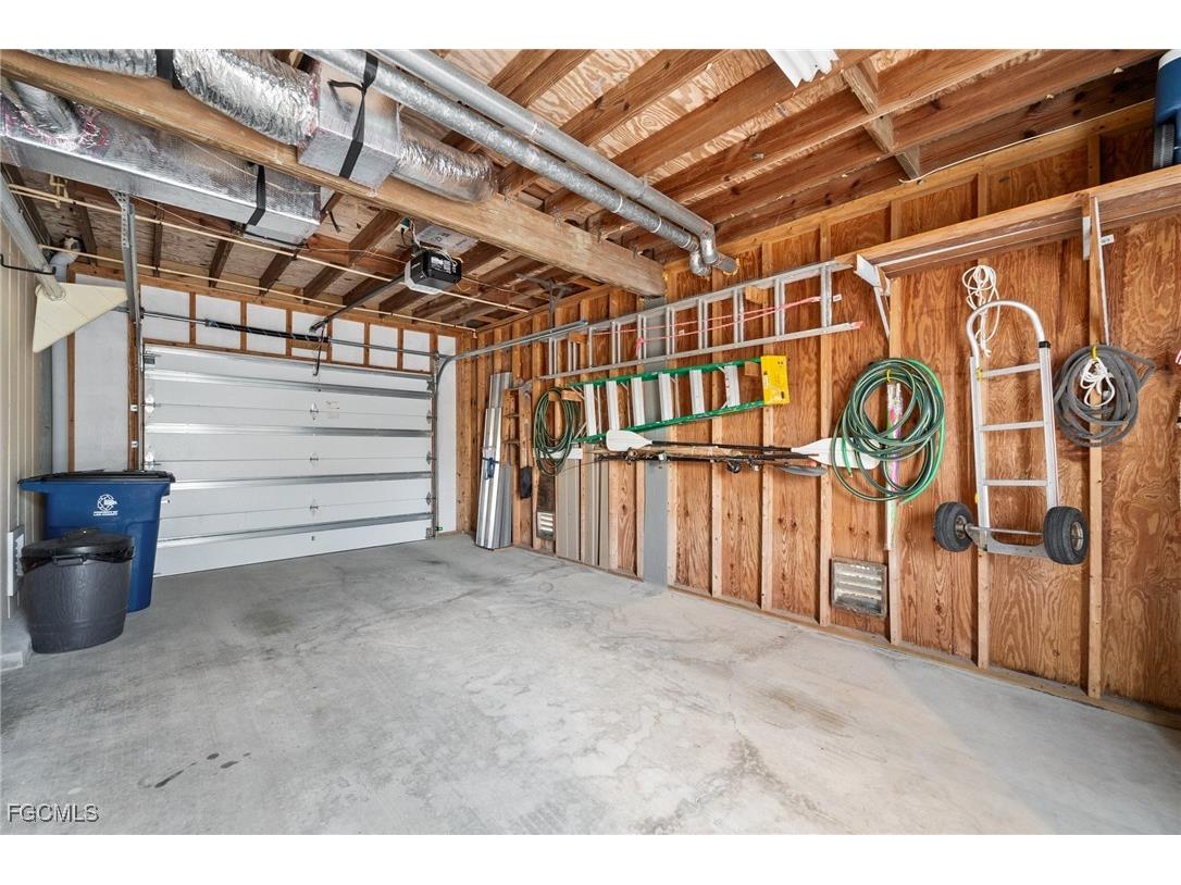 2324 Cherimoya Lane Saint James City FL 33956 2025008564 image38