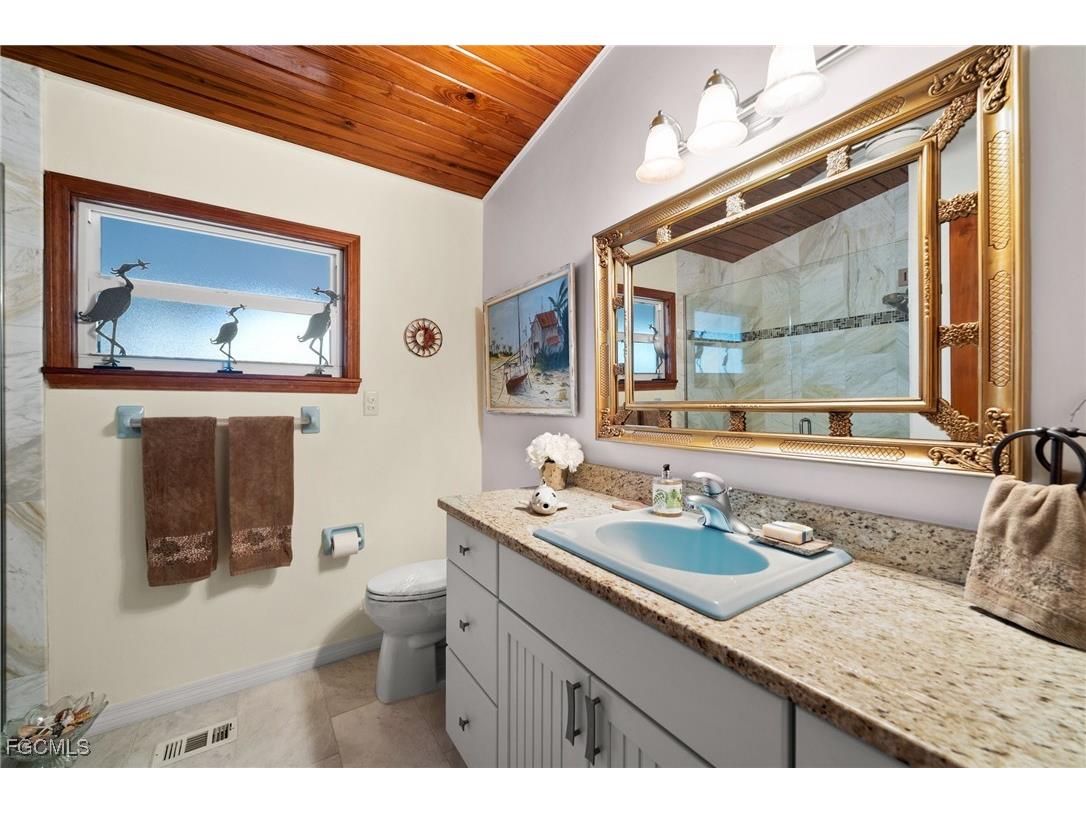 2324 Cherimoya Lane Saint James City FL 33956 2025008564 image6