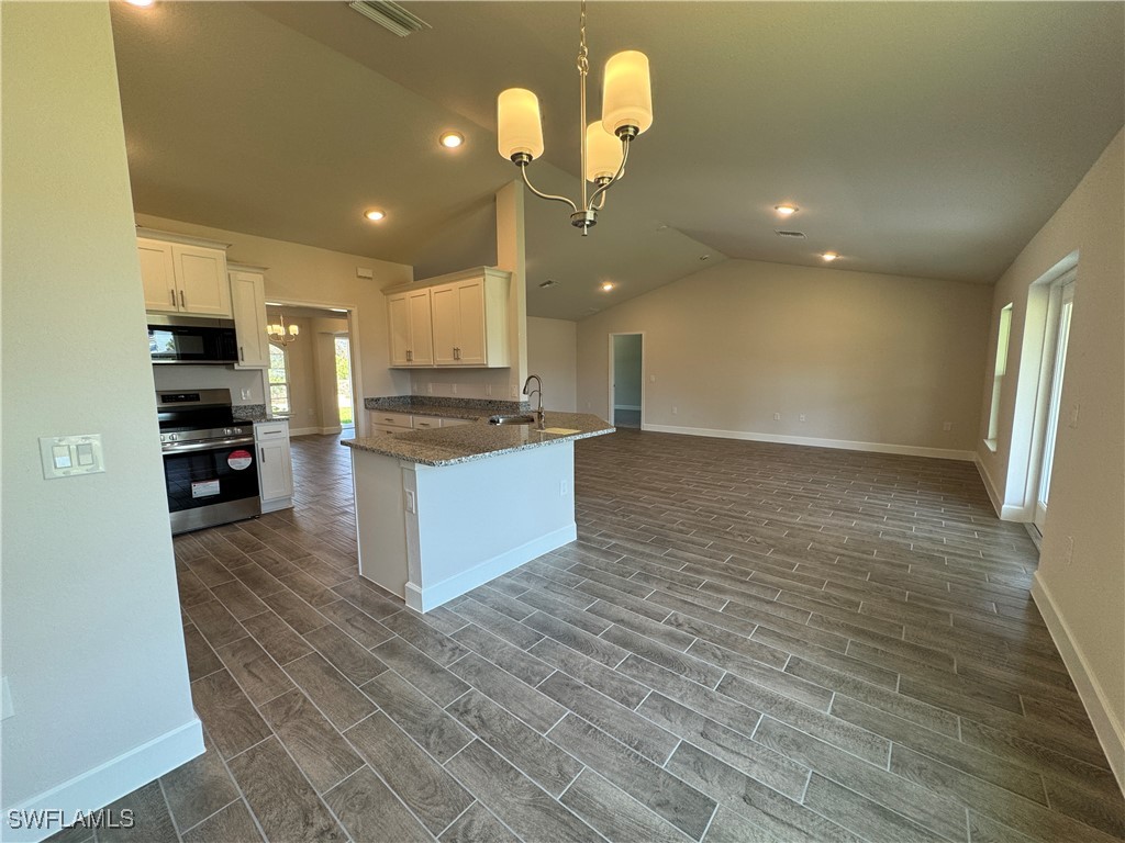 2324 Jacaranda Parkway W Cape Coral FL 33993 224085683 image12