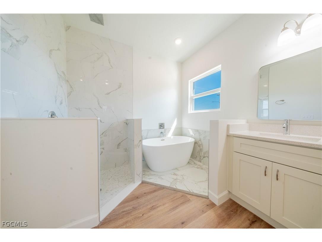 2324 SW 20th Avenue Cape Coral FL 33991 2026012702 image11