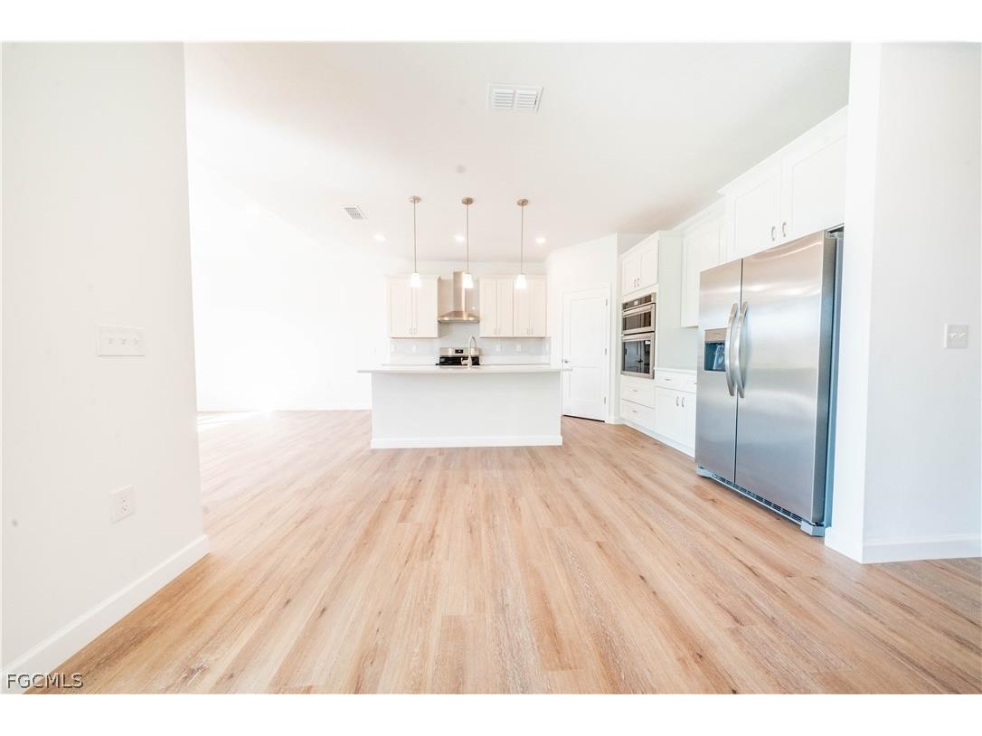 2324 SW 20th Avenue Cape Coral FL 33991 2026012702 image4