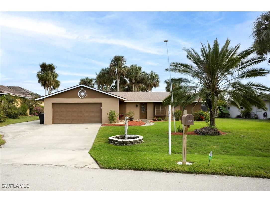 2324 Westwood Road North Fort Myers FL 33917 225030893 image1