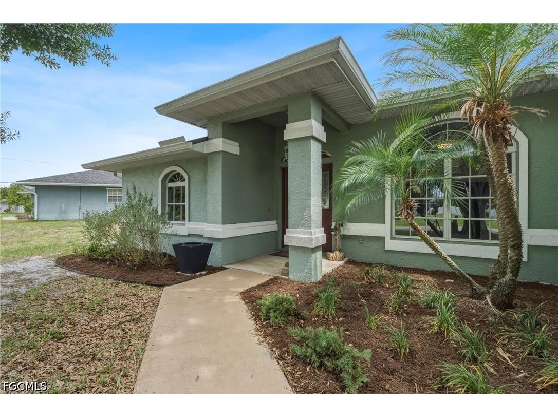 23244 Safari Avenue Port Charlotte FL 33954 2026023388 image3