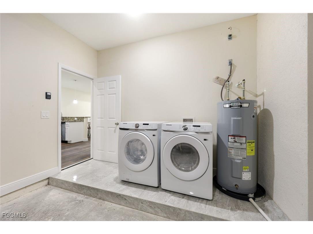 2325/2327 Daniel Avenue N Lehigh Acres FL 33971 2025003492 image20