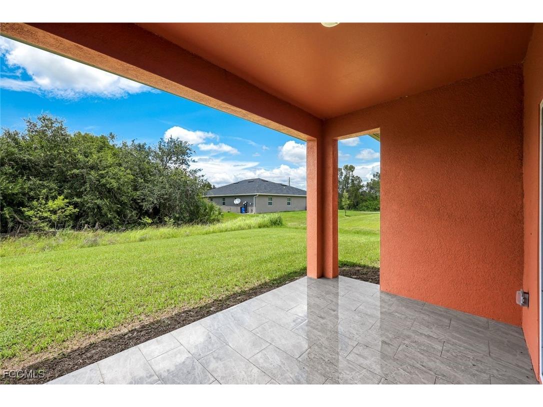 2325/2327 Daniel Avenue N Lehigh Acres FL 33971 2025003492 image22