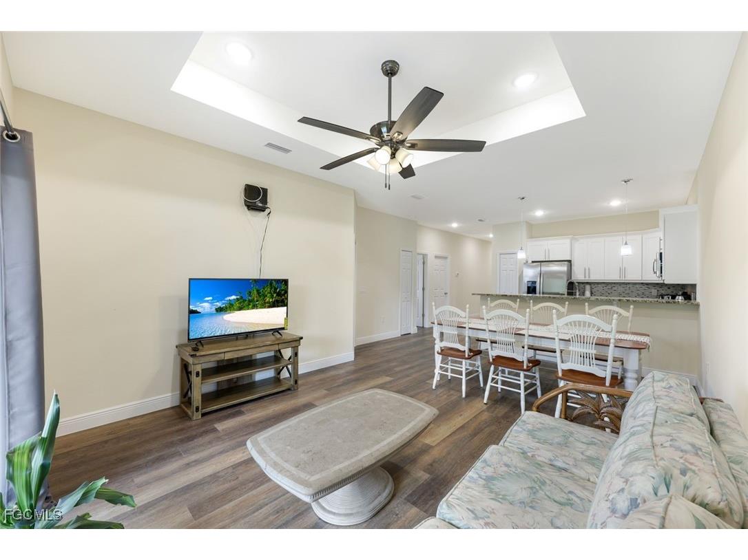 2325/2327 Daniel Avenue N Lehigh Acres FL 33971 2025003492 image5