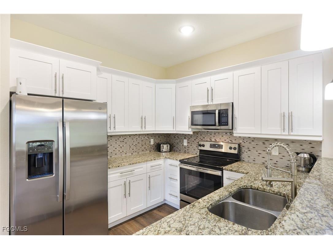 2325/2327 Daniel Avenue N Lehigh Acres FL 33971 2025003492 image8