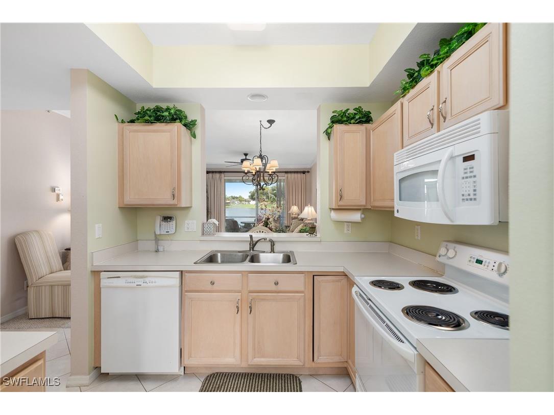 2325 Carrington Court #104 Naples FL 34109 225066168 image12