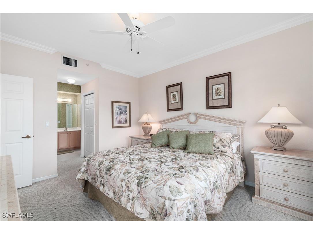2325 Carrington Court #104 Naples FL 34109 225066168 image16