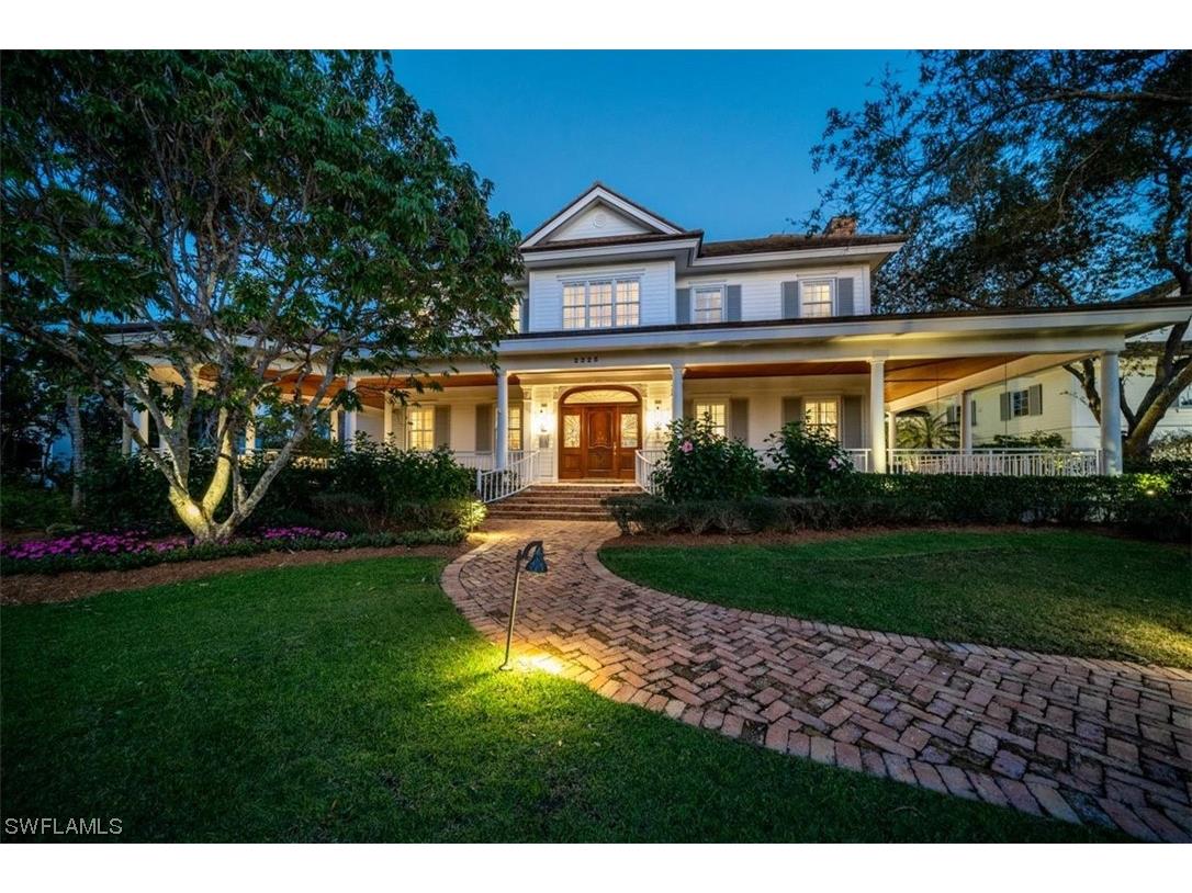 2325 Lantern Lane Naples FL 34102 224005153 image1