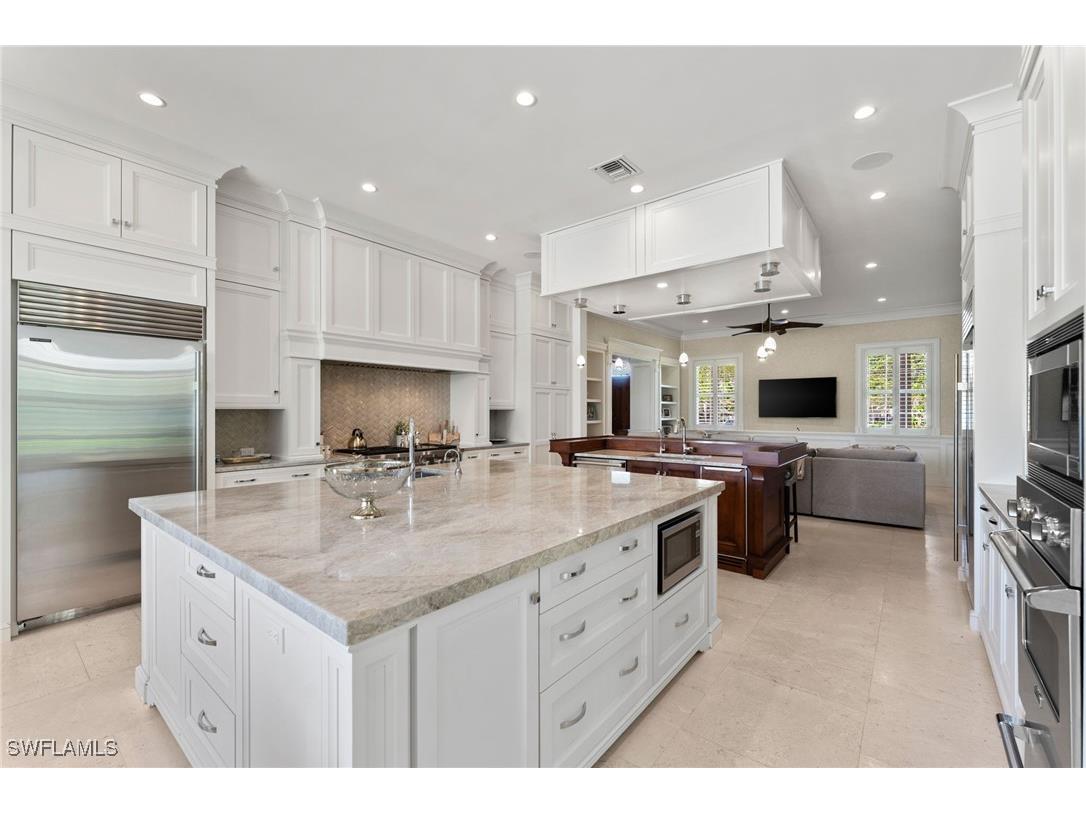 2325 Lantern Lane Naples FL 34102 225034720 image16