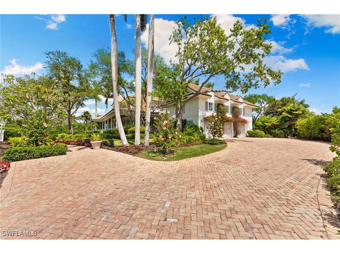 2325 Lantern Lane Naples FL 34102 225034720 image8