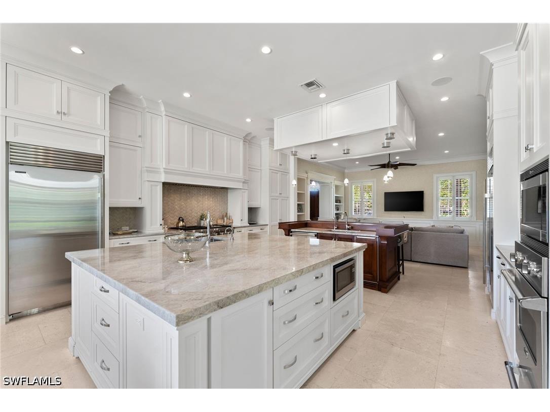 2325 Lantern Lane Naples FL 34102 226012952 image16
