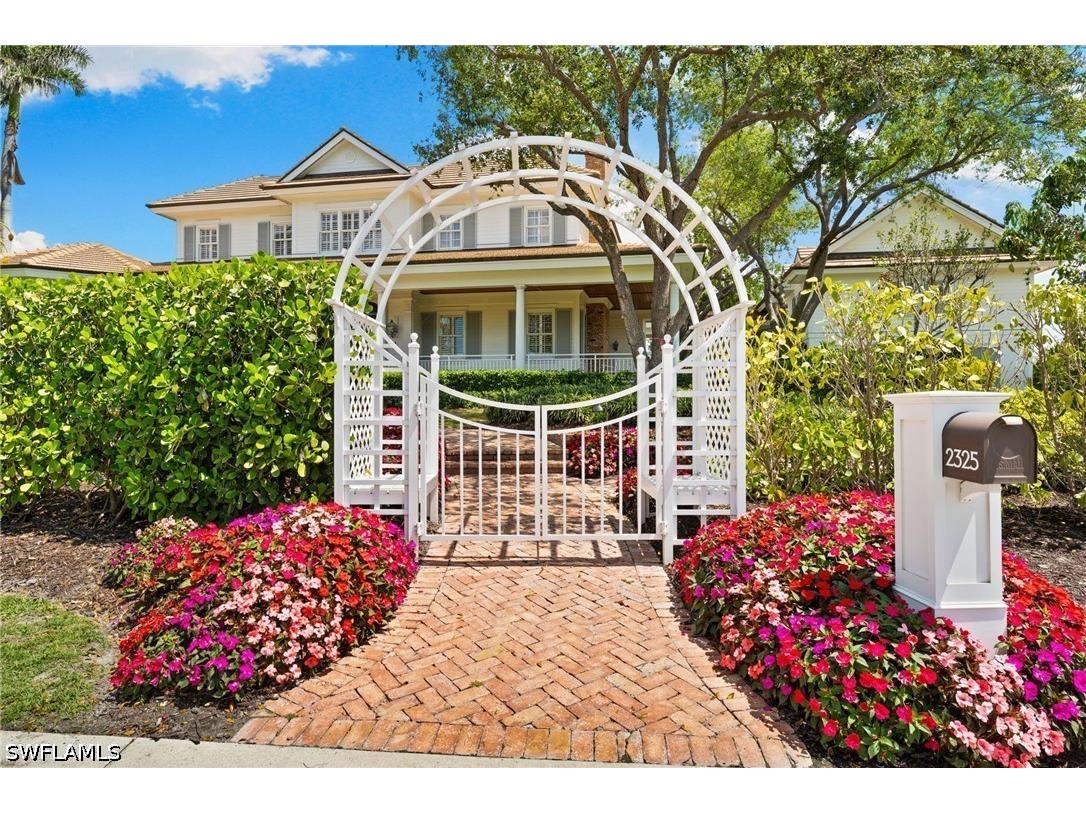 2325 Lantern Lane Naples FL 34102 226012952 image3