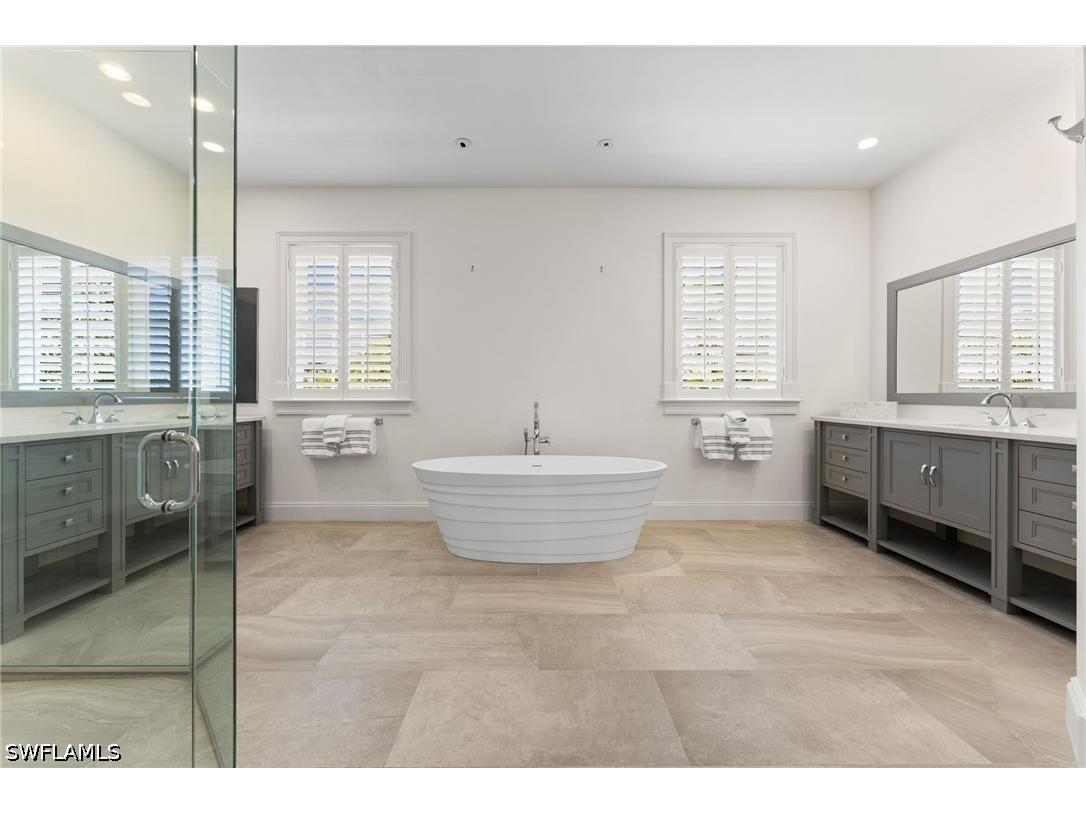 2325 Lantern Lane Naples FL 34102 226012952 image33