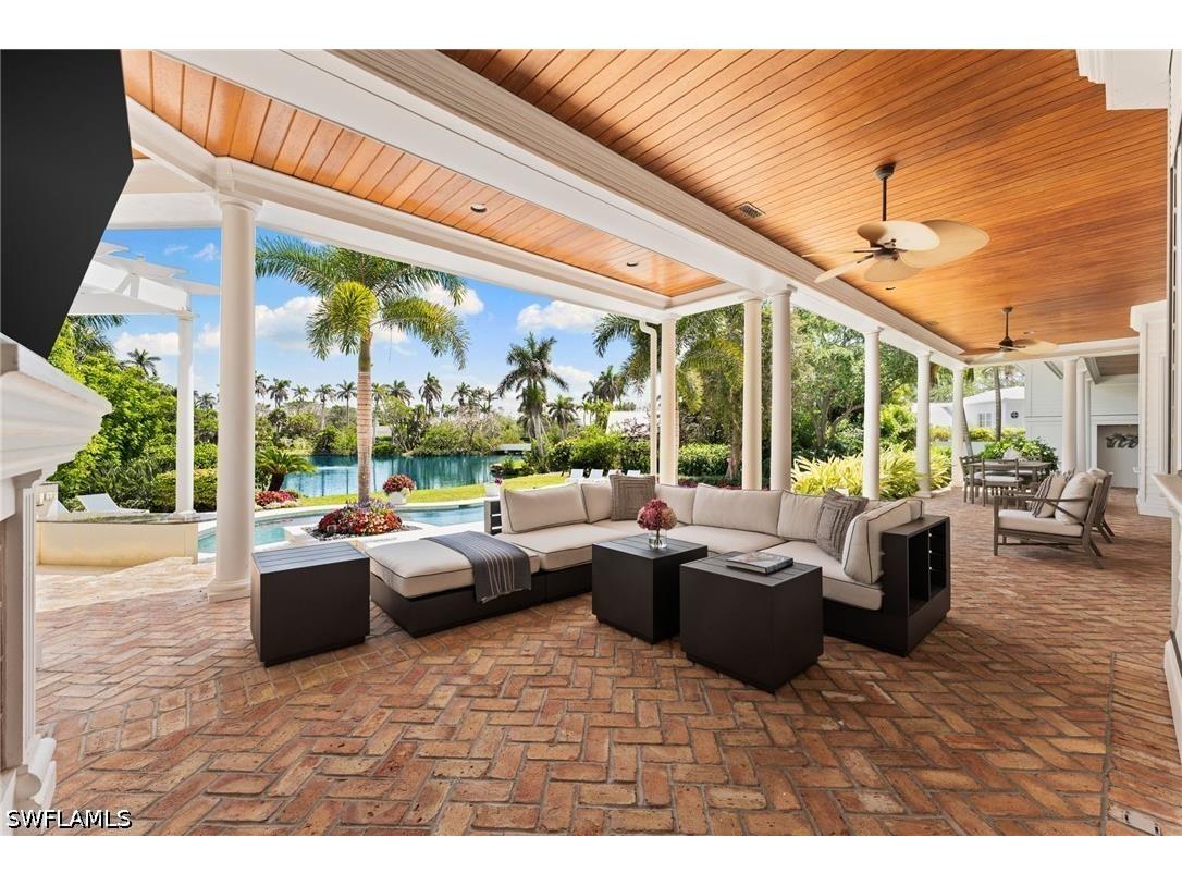 2325 Lantern Lane Naples FL 34102 226012952 image41