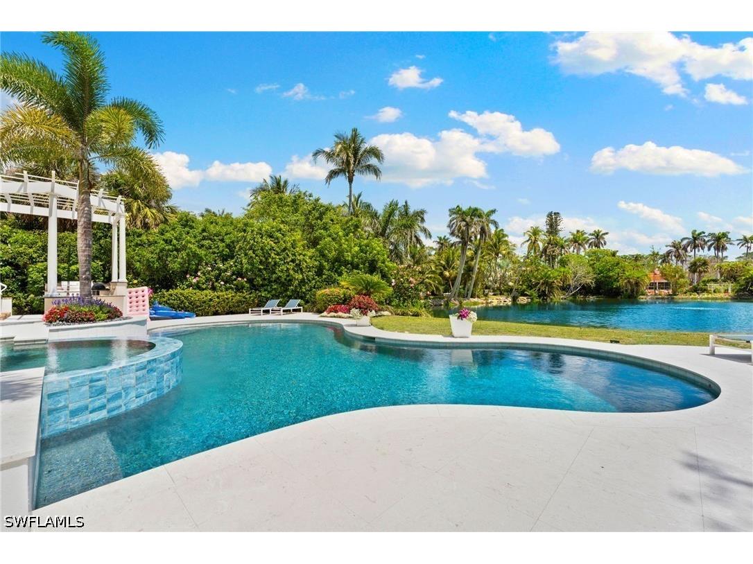 2325 Lantern Lane Naples FL 34102 226012952 image45